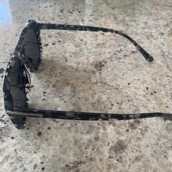 NEW PRADA Black frame, grey lense w/ case - Picture 3 of 4
